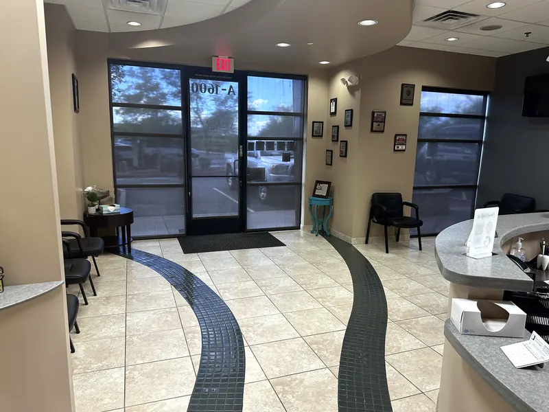 Front entrance of Vistancia Orthodontics, Suite A-1600
