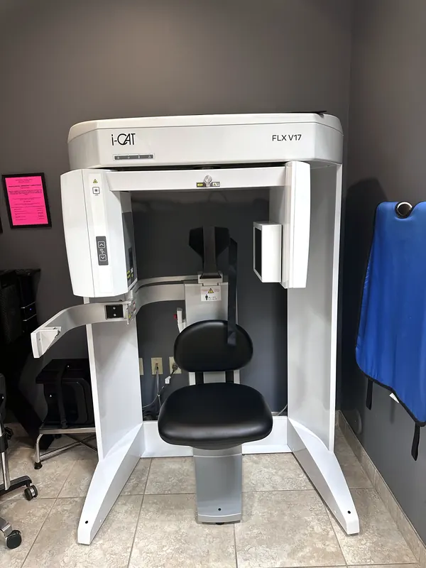 i-CAT FLX V17 3D cone-beam imaging machine