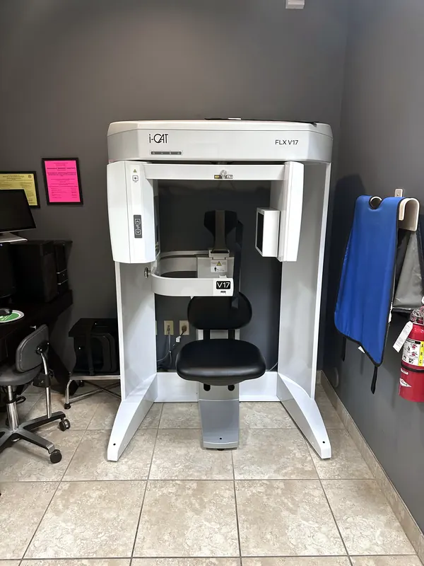 Imaging room with the i-CAT FLX V17 scanner